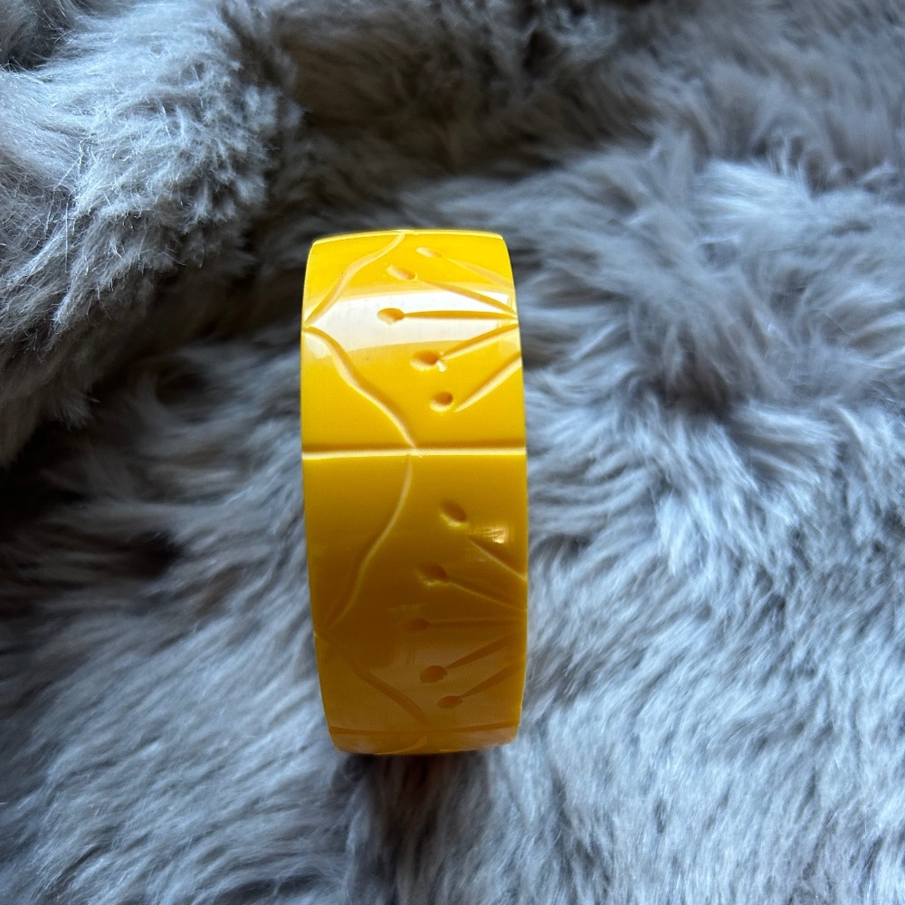 Yellow Bracelet (Mix and Match 2 for $20)